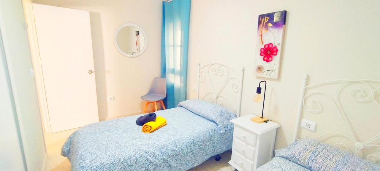 Apartamento Tres Carabelas Ii, Ac, Wifi, Parking 산루카데바라메다 외부 사진